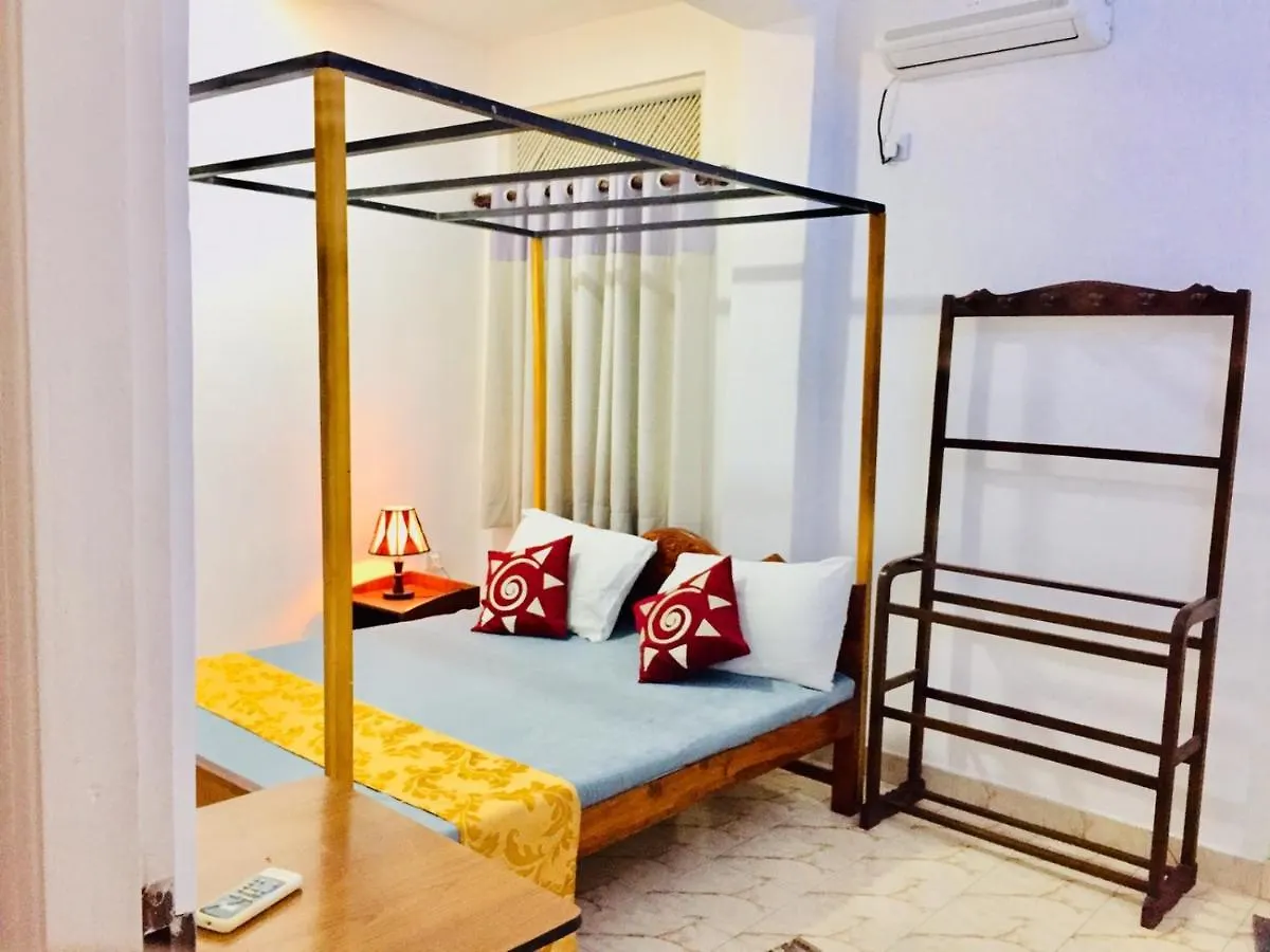 British 02 Hotel Negombo