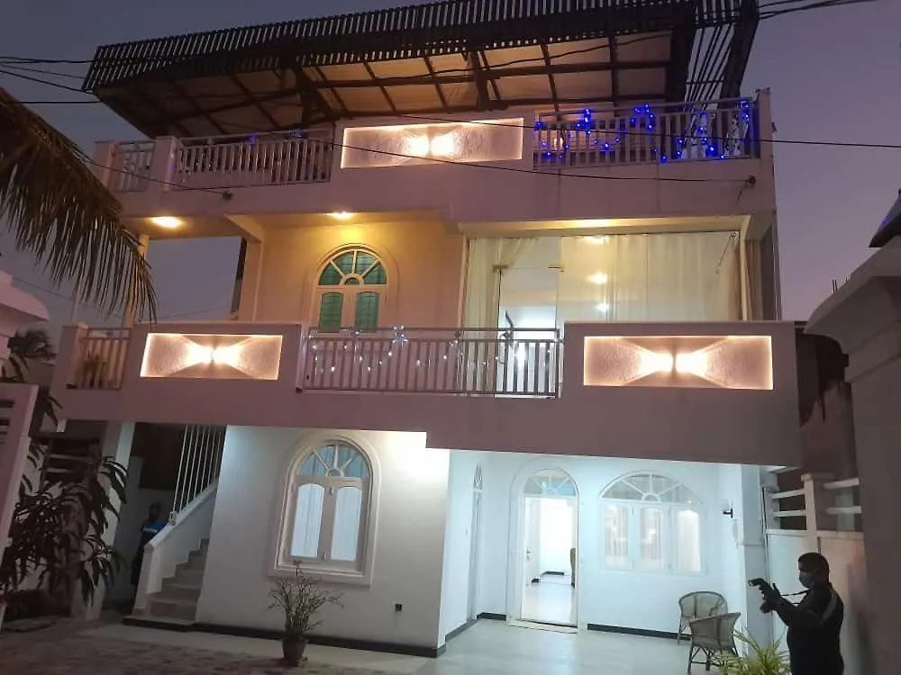 British 02 Hotel Negombo